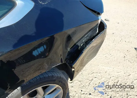 2019 Chevrolet Impala Premier z USA, uszkodzony, nr VIN 1G1105S30KU125318